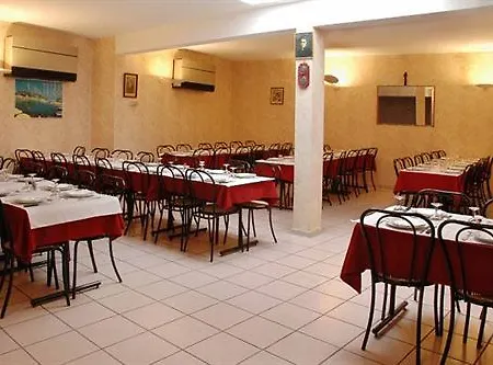 Marial Hotel 2*